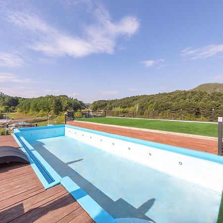 Walking Sky Pension カピョン エクステリア 写真